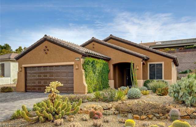 1612 Wellington Springs Avenue