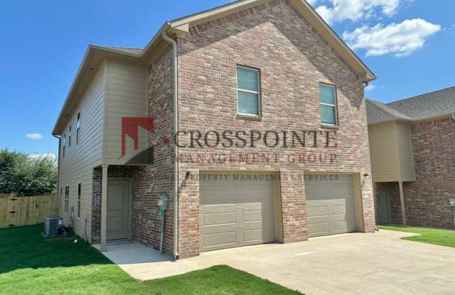 3 Bedroom 2.5 Bathroom Townhomes at Villa Rosa!