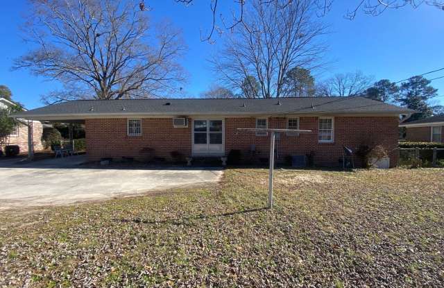 Photo of 1011 Veterans Road