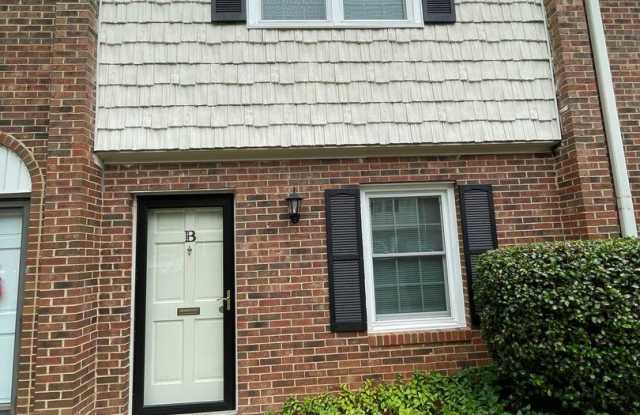 205 Northpoint Ave. Unit B