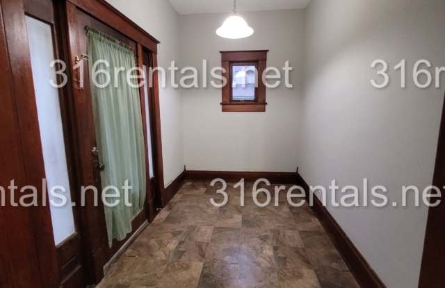 $850 - 2 bed 1 bath - Single Family Home