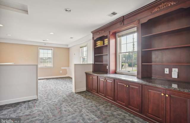 731 WALKER Road unit: A2