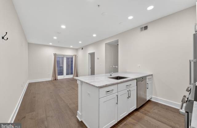 1412 CHAPIN ST NW #2