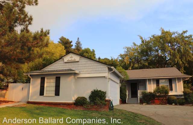 5060 Crown Ave - 5060 Crown Avenue, La Cañada Flintridge, CA 91011