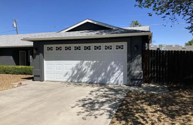 8412 E Stevens Drive