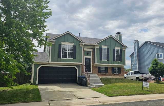 Photo of 2 Bedroom Home with Large Yard - Close to Waneka Lake Park