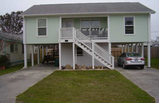 611 4th Avenue - 611 4th Avenue, Kure Beach, NC 28449