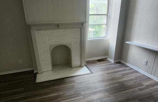 Charming 3BR 1BA home in Pittsburgh