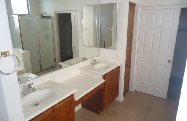 4040 East Desert Forest Trail