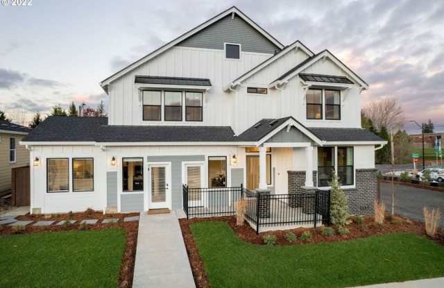 Photo of Charming Newer Model Home!