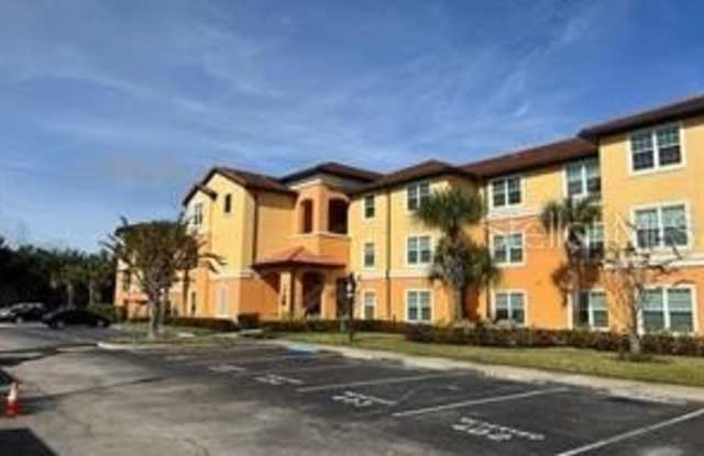 Photo of 5483 VINELAND ROAD