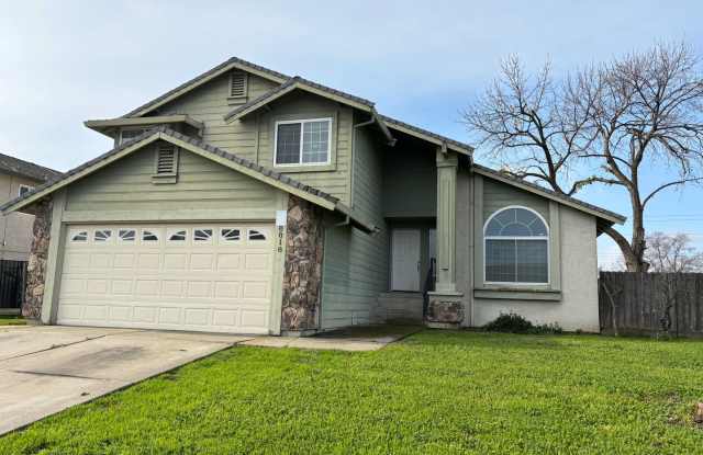 Close to Schools  Shopping