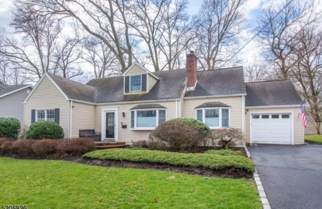 309 Indian Trl - 309 Indian Trail, Mountainside, NJ 07092