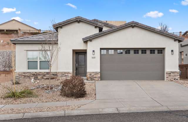 1681 Camino Corona