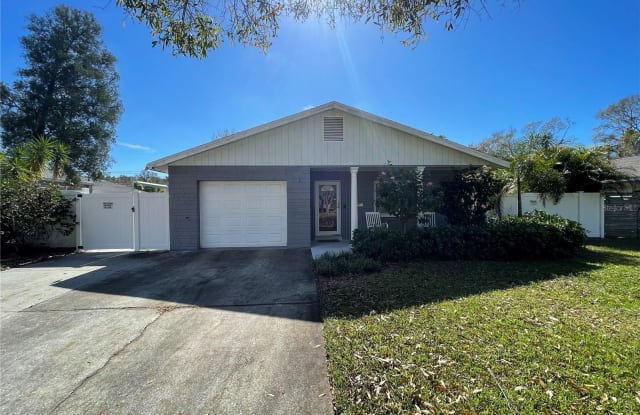 3220 9TH AVENUE N - 3220 9th Avenue North, St. Petersburg, FL 33713