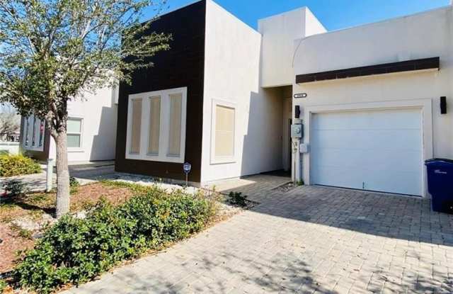 2924 N 51st Street