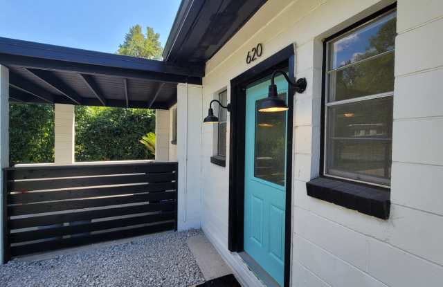 620 Northwest 35th Street