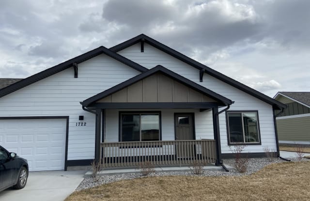 1722 Shelby Avenue - 1722 Shelby Ave, Belgrade, MT 59714