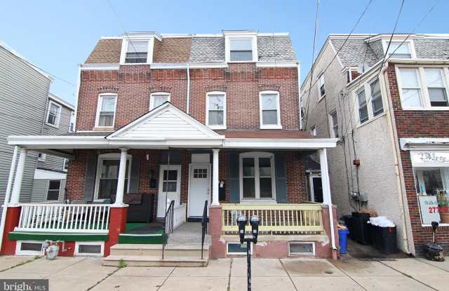 5 W 4TH STREET