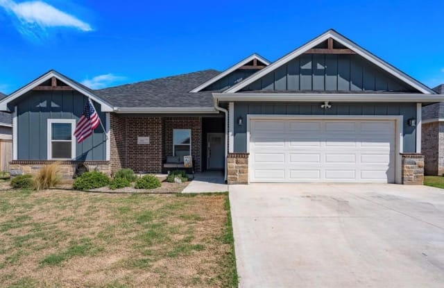 302 Sophia Lane - 302 Sophia Lane, Abilene, TX 79602