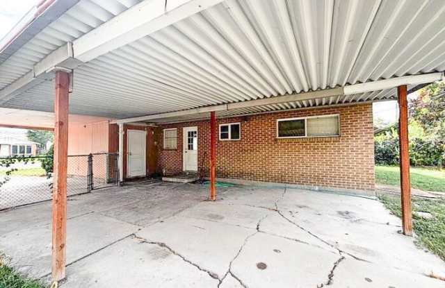 1239 North 1500 West