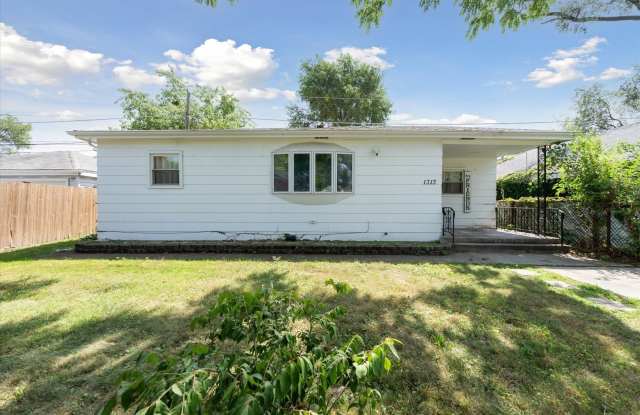 Photo of 1313 Gordon Avenue