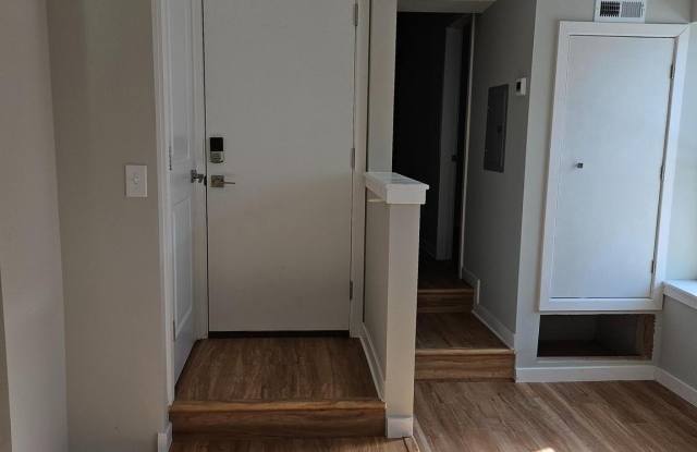 2556 GERMANTOWN AVENUE