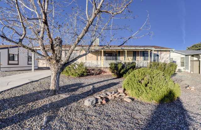 Photo of 2 Bedroom, 2 Bath Home Close to Willow Lake in Prescott
