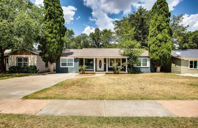 Photo of Pre leasing for fall 2026! 4/2 in Tech Terrace