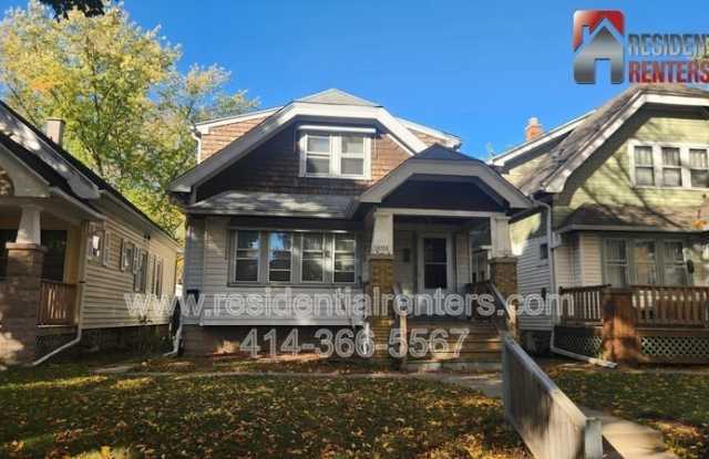 5435 N 40th Street