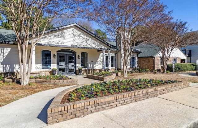 The Onyx Hoover Apartments