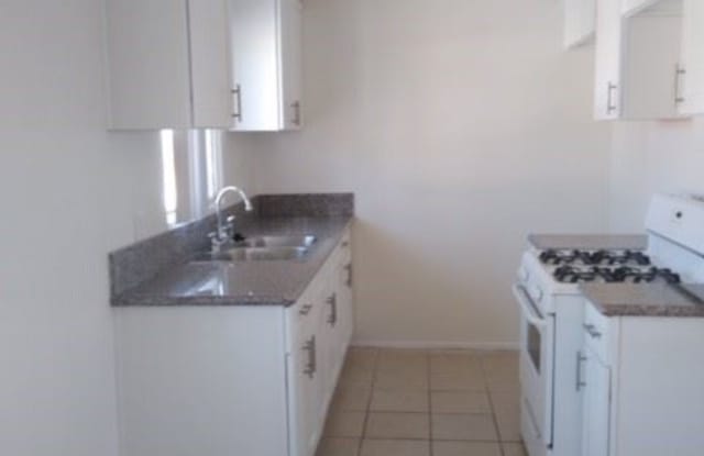 134 E Hazel St Apt 8 - 134 East Hazel Street, Inglewood, CA 90302