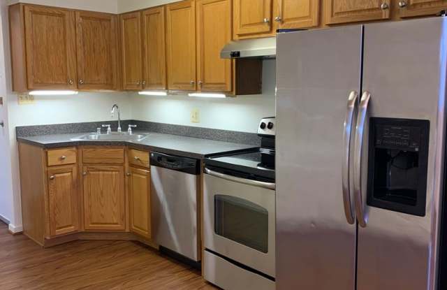 Randolph Square Apartments