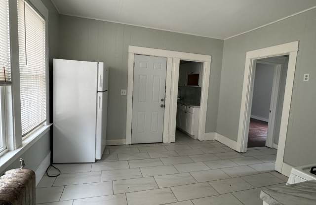 918 Winchester Avenue