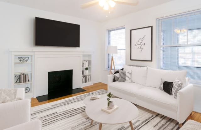 Photo of 5416 S. Woodlawn Avenue