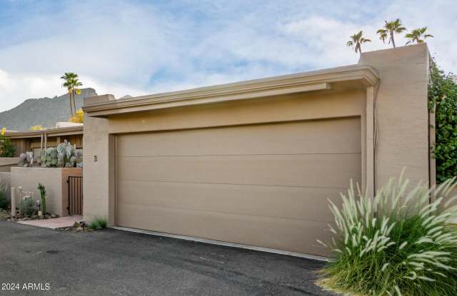 37300 N TOM DARLINGTON Drive