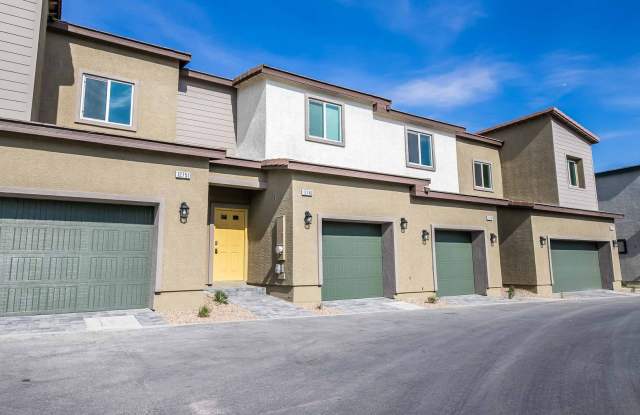 Brand new DR Horton Townhome with 3 bedroom,2 bathrooms and 1 car garage located at Trails at Willow Ranch! photos photos