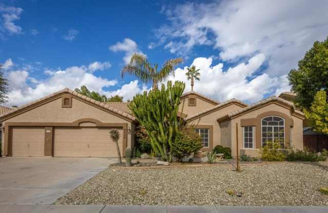 Photo of 5434 East Campo Bello Drive