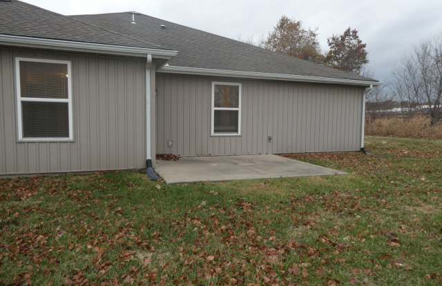 Photo of 3 bd 2 bath - Grain Valley