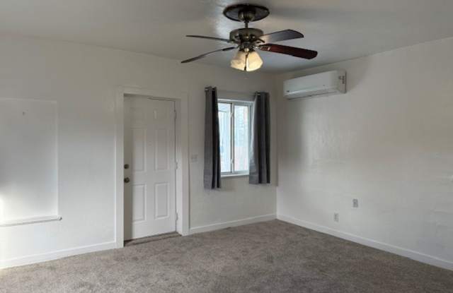 One Bedroom House Near Empower Field - Move In Ready!