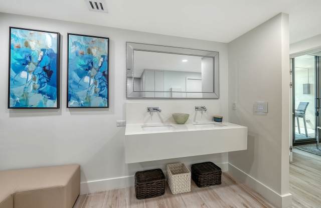 1932 Harbourside Drive