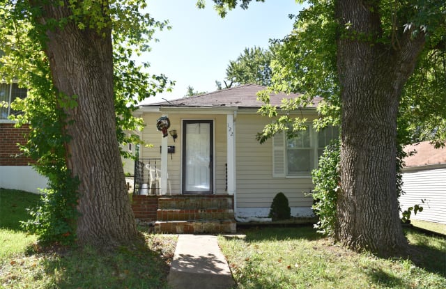 122 Fermo Avenue - 122 Fermo Avenue, Ferguson, MO 63135