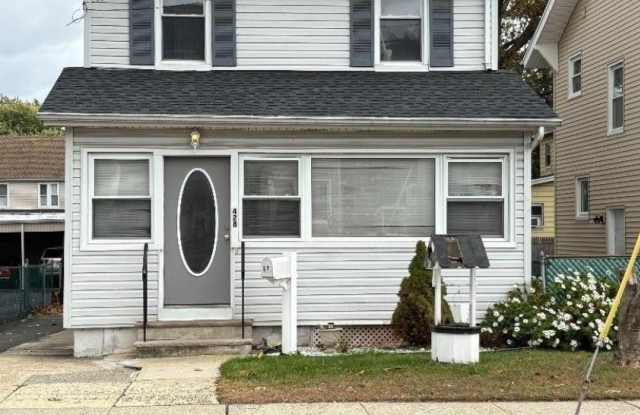 Photo of 428 Cortlandt St