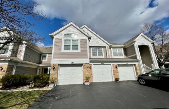 189 Lenox Ct
