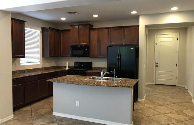 20674 W HAMILTON Street