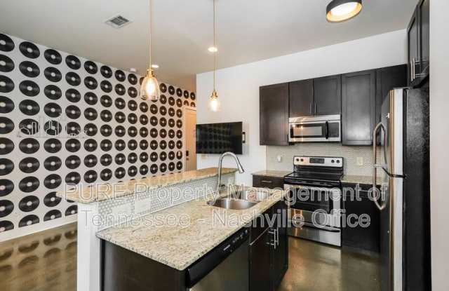 210 30th Ave. N