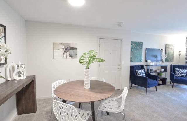 3501 Montgomery Rd Unit C21