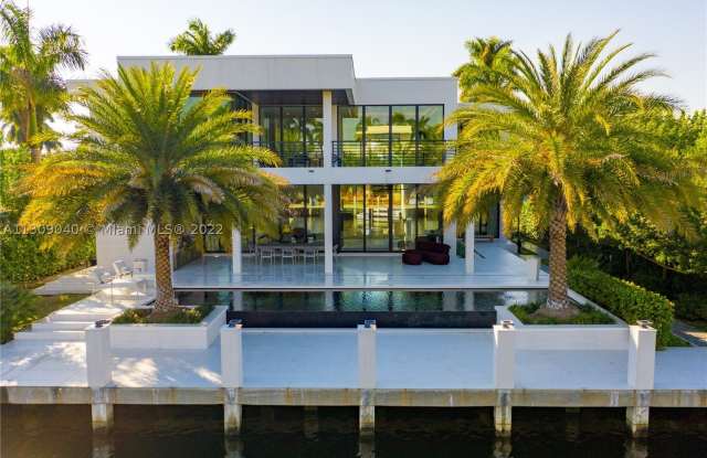 128 Fiesta Way