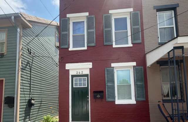 242 S CARROLL Street
