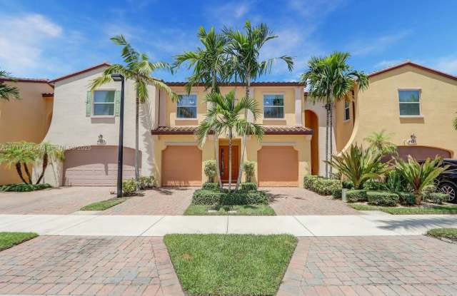 4631 Mediterranean Cir